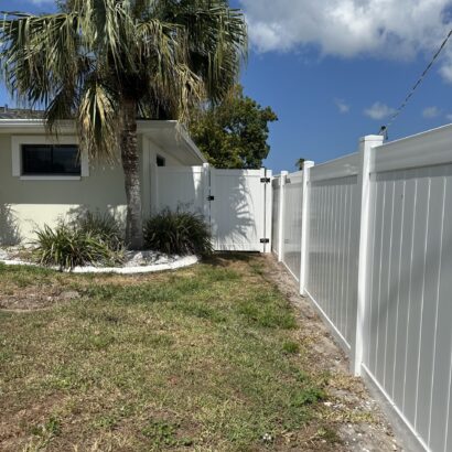 Fencing in Port Charlotte Florida