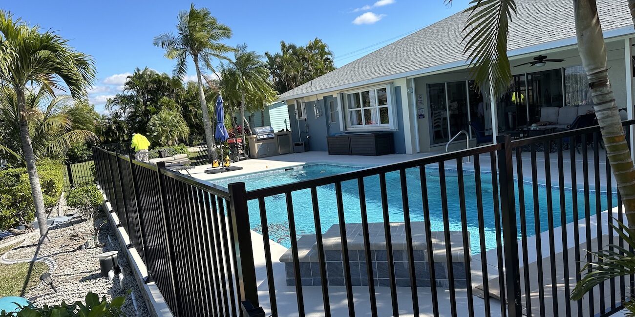 pool fence features in Naples