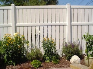 hurricane-resistant fence in Fort Myers