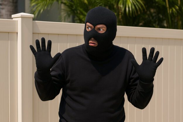 prevent fence intrusion in Southwest Florida